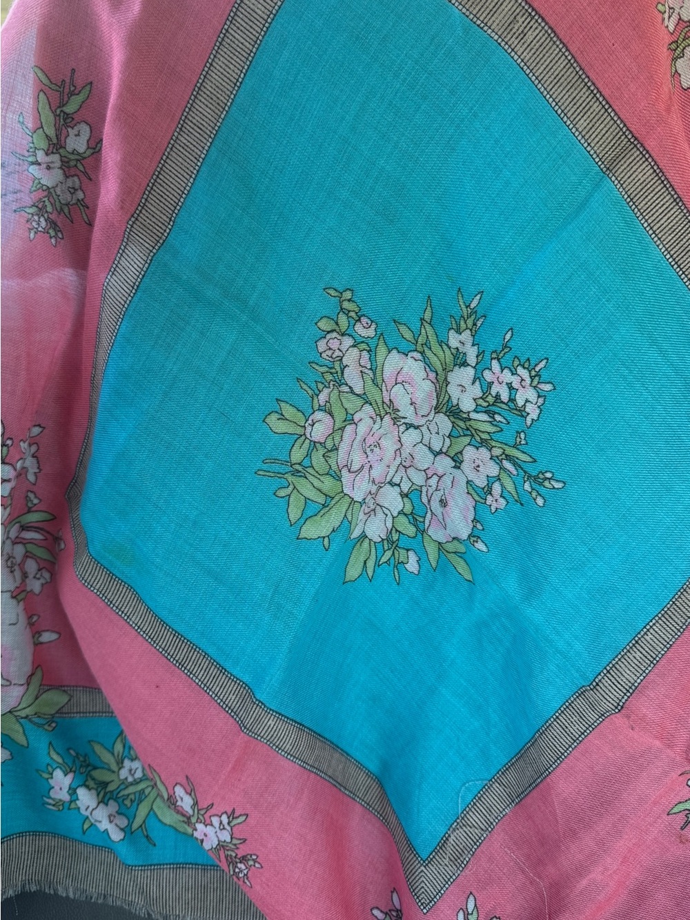 Vtg Liz Sinclair Floral Print Scarf in Turquoise and Pink